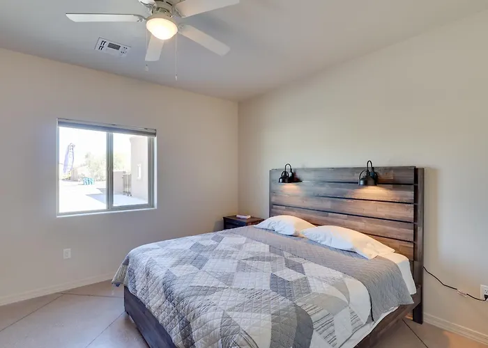 Apartment Golf, Hike & Boat! Bright Havasu