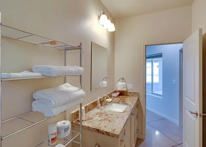 Golf, Hike & Boat! Bright Havasu * Lake Havasu City